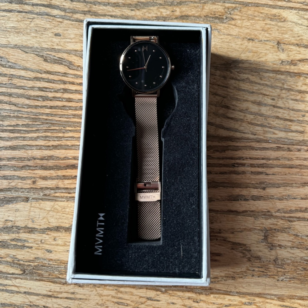 MVMT Spark Dot Women’s Watch - Picture 6 of 12